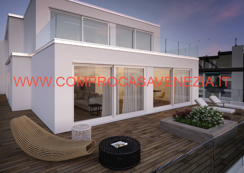 Immagine 4 di Appartamento in vendita  in QUERINI a Venezia