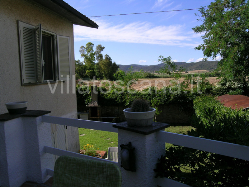 Immagine 4 di Casa trifamiliare in vendita  in Strada delle Rocchette a Castiglione Della Pescaia