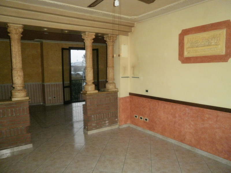 Immagine 4 di Appartamento in affitto  a Gonzaga