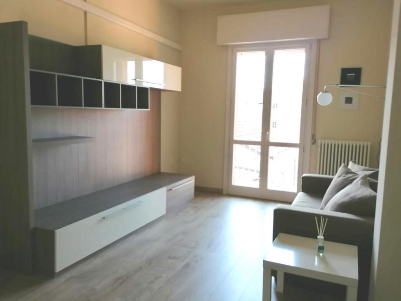 Immagine 4 di Appartamento in affitto  a Suzzara