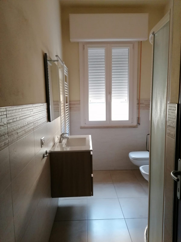 Immagine 9 di Appartamento in affitto  a Suzzara