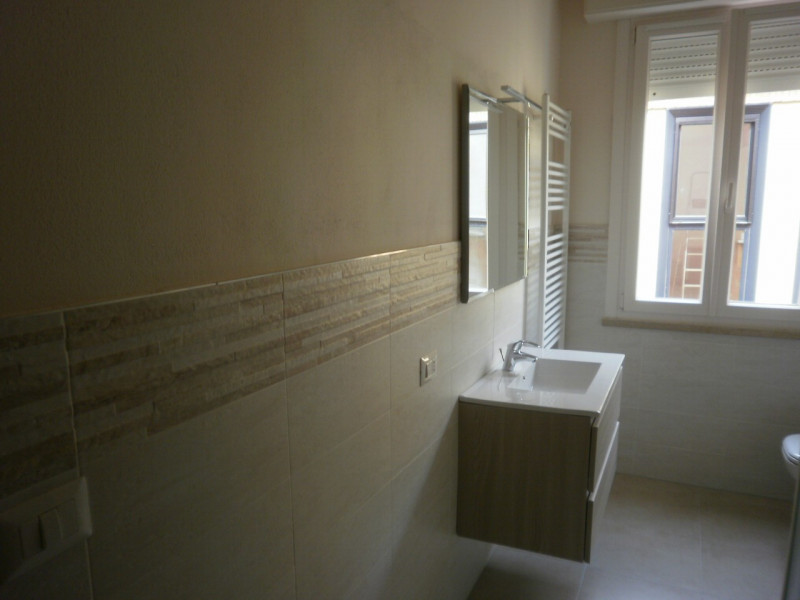 Immagine 10 di Appartamento in affitto  a Suzzara