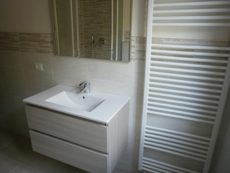 Immagine 11 di Appartamento in affitto  a Suzzara