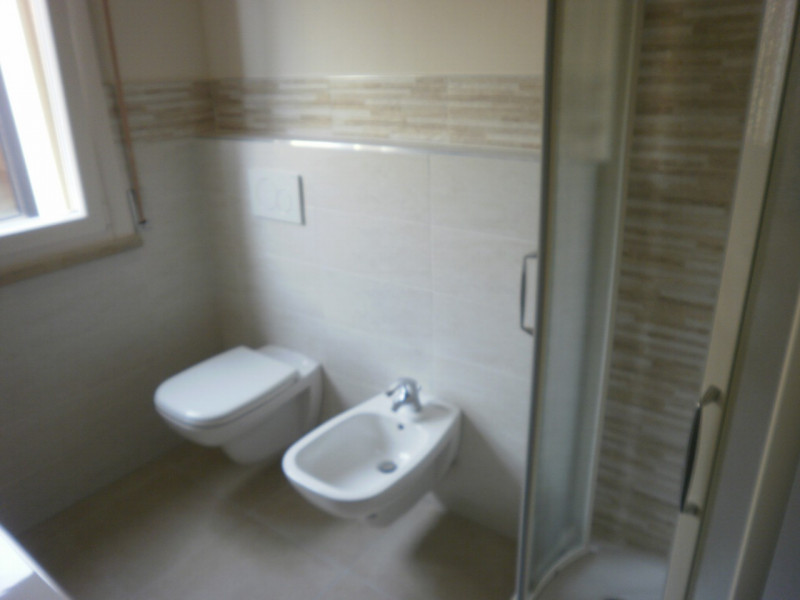 Immagine 12 di Appartamento in affitto  a Suzzara