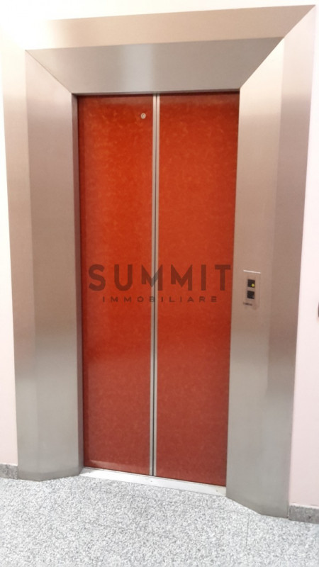 Immagine 7 di Ufficio in affitto  in Schio a Schio