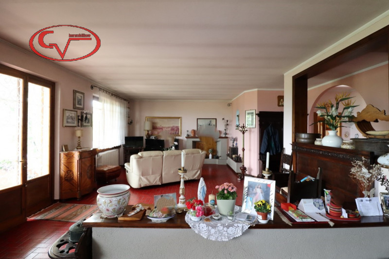 Immagine 11 di Villa in vendita  in chiantigiana a Cavriglia