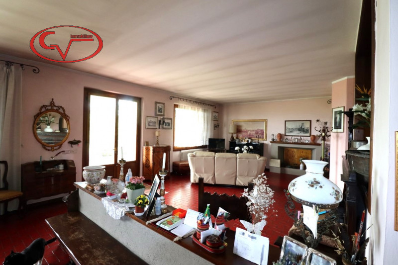 Immagine 12 di Villa in vendita  in chiantigiana a Cavriglia