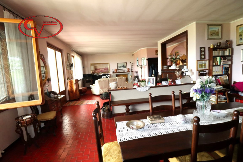 Immagine 14 di Villa in vendita  in chiantigiana a Cavriglia