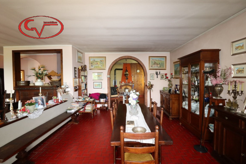Immagine 15 di Villa in vendita  in chiantigiana a Cavriglia