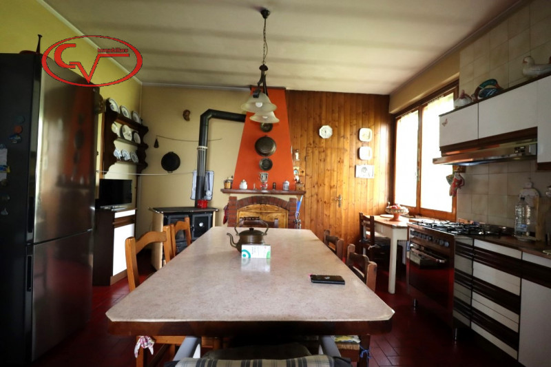 Immagine 17 di Villa in vendita  in chiantigiana a Cavriglia