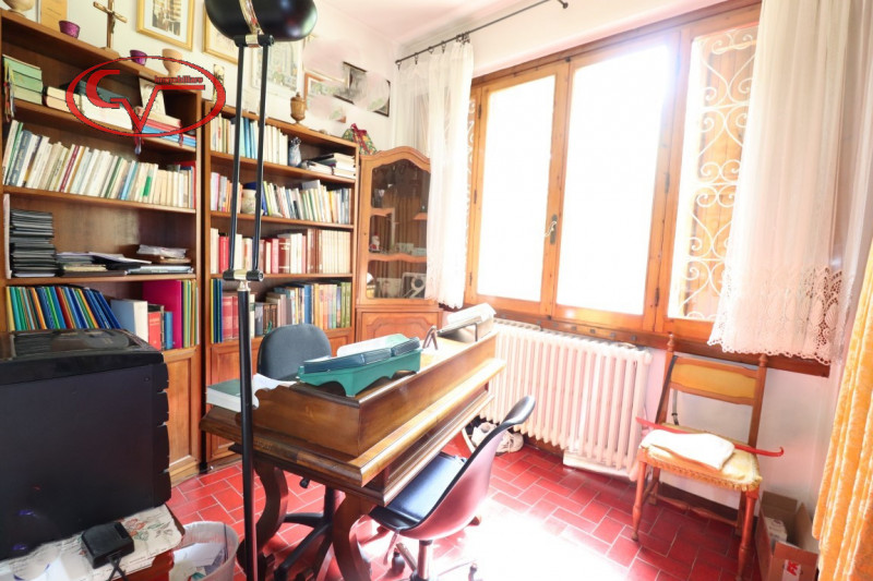 Immagine 19 di Villa in vendita  in chiantigiana a Cavriglia