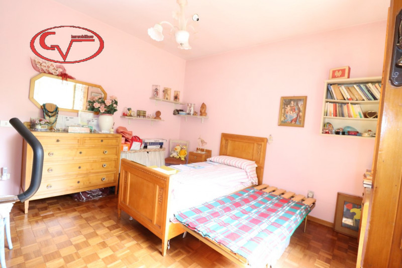 Immagine 26 di Villa in vendita  in chiantigiana a Cavriglia