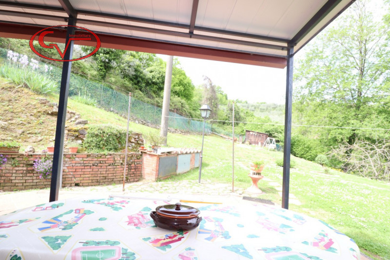 Immagine 32 di Villa in vendita  in chiantigiana a Cavriglia