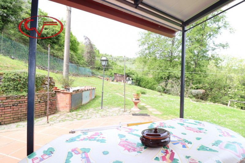 Immagine 33 di Villa in vendita  in chiantigiana a Cavriglia