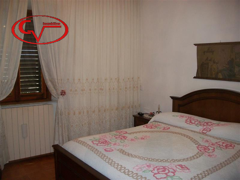 Immagine 11 di Appartamento in vendita  in ponticino a Laterina Pergine Valdarno