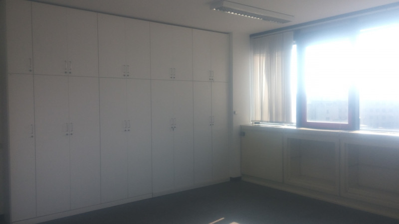 Immagine 11 di Ufficio in affitto  in PIAZZALE CORVETTO LUIGI EMANUELE a Milano