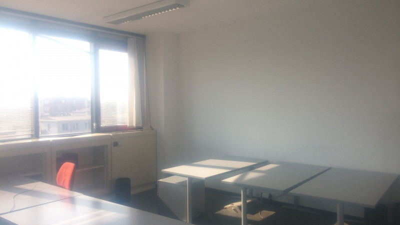 Immagine 13 di Ufficio in affitto  in PIAZZALE CORVETTO LUIGI EMANUELE a Milano