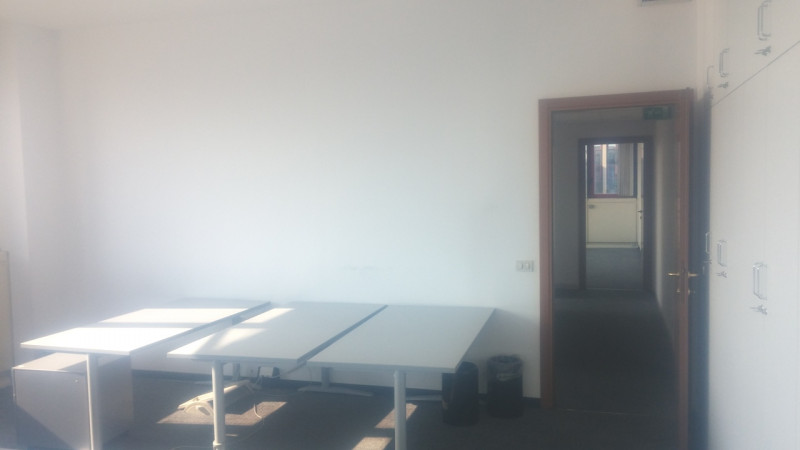 Immagine 14 di Ufficio in affitto  in PIAZZALE CORVETTO LUIGI EMANUELE a Milano