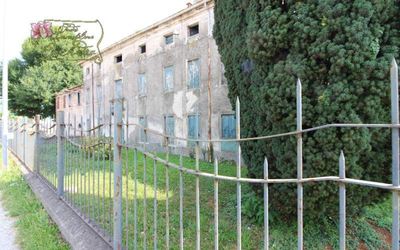 Immagine 11 di Villa in vendita  in Via della provvidenza a Rubano