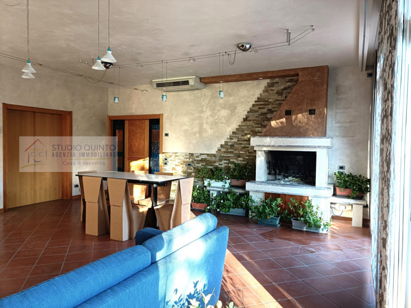 Immagine 10 di Villa in vendita  a Quinto Di Treviso