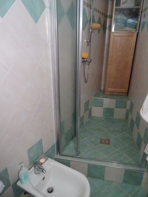 Immagine 10 di Appartamento in vendita  in via vittorio emanuele a Alba