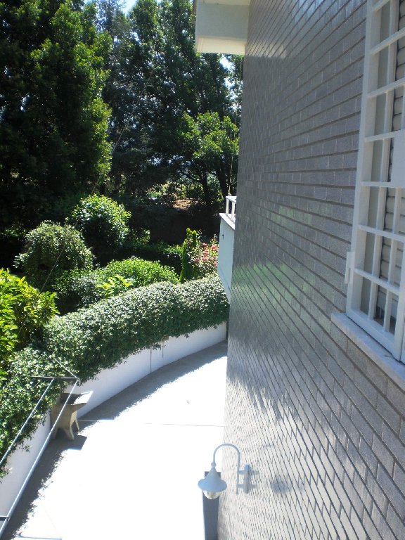 Immagine 2 di Villa in vendita  a Tivoli