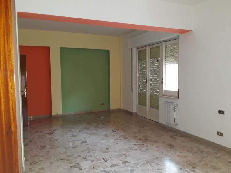 Immagine 4 di Appartamento in affitto  in Via Loreto a Reggio Di Calabria