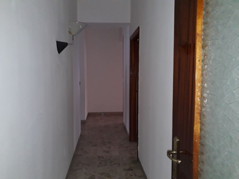 Immagine 11 di Appartamento in affitto  in Via Loreto a Reggio Di Calabria