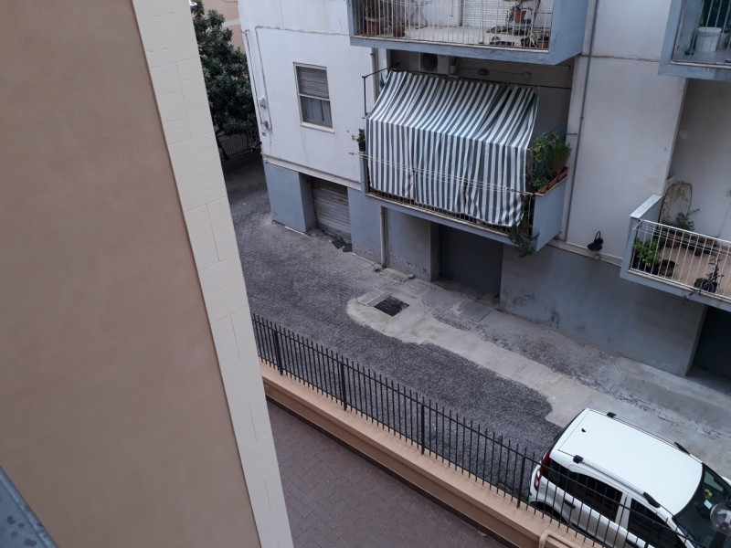 Immagine 21 di Appartamento in affitto  in Via Loreto a Reggio Di Calabria