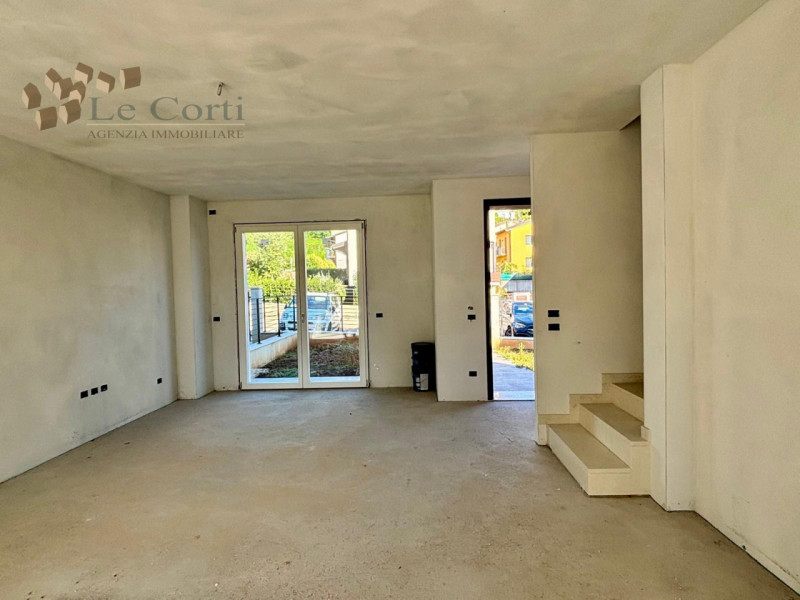 Immagine 4 di Casa bifamiliare in vendita  a Sarego