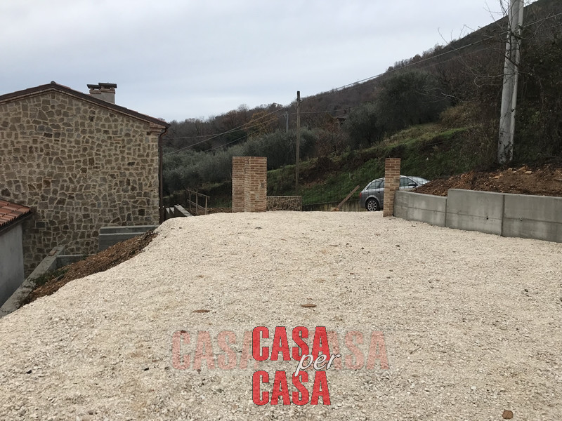 Immagine 8 di Rustico / casale in vendita  in valnogaredo a Cinto Euganeo