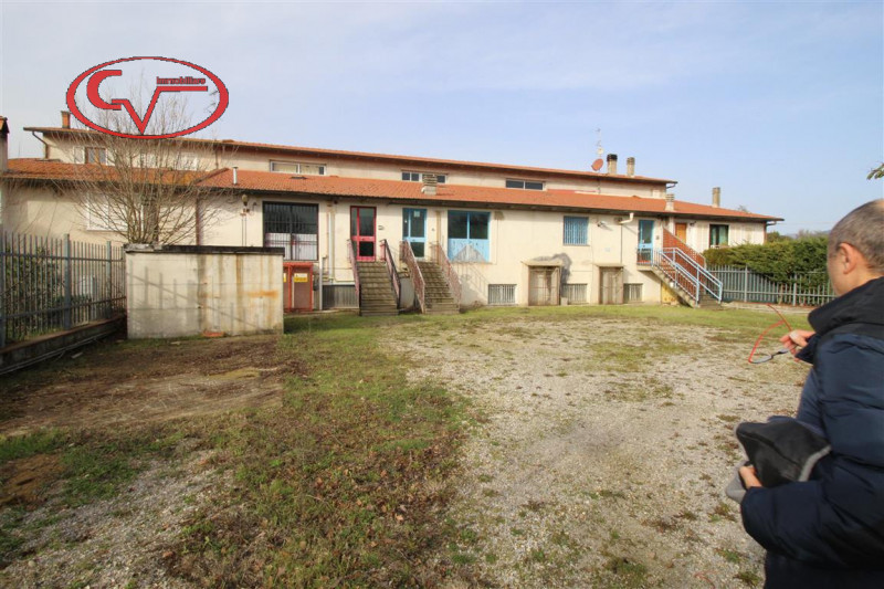 Immagine 2 di Laboratorio in vendita  in ponticino a Laterina Pergine Valdarno