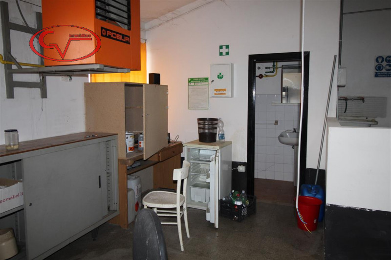 Immagine 41 di Laboratorio in vendita  in ponticino a Laterina Pergine Valdarno