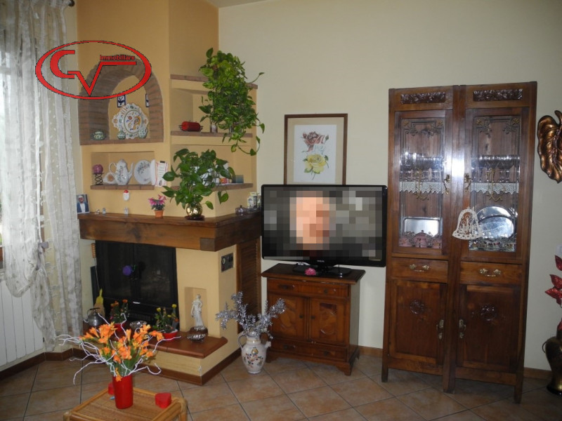 Immagine 29 di Villa in vendita  a Bucine