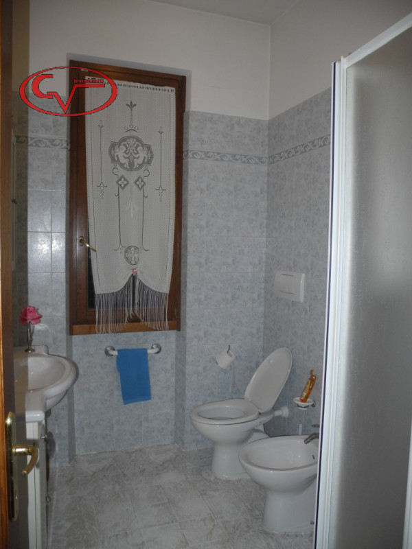 Immagine 30 di Villa in vendita  a Bucine