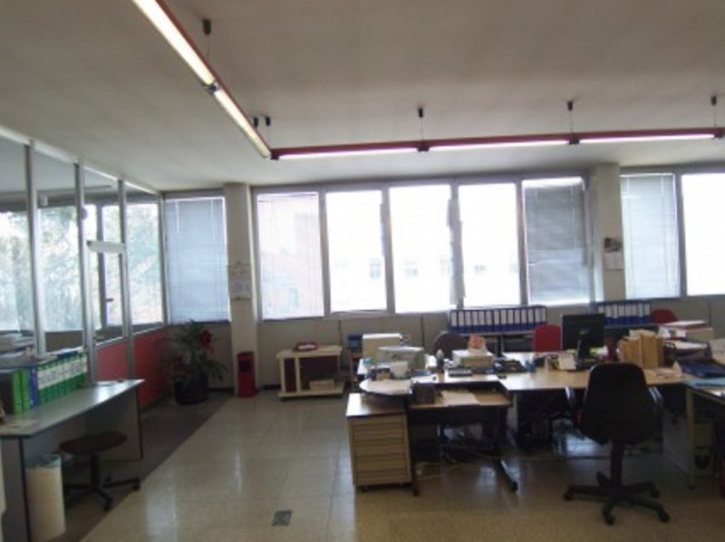 Immagine 3 di Palazzo in vendita  in VIA PACINOTTI a Segrate