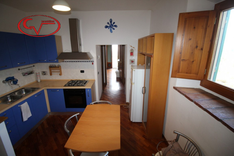 Immagine 5 di Appartamento in vendita  a Montevarchi