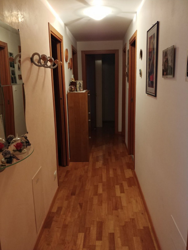 Immagine 5 di Appartamento in vendita  in Via G. Matteotti n. 20 bis - Cavarzere a Chioggia