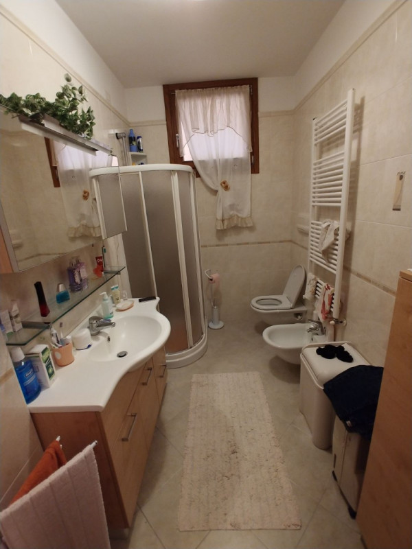 Immagine 10 di Appartamento in vendita  in Via G. Matteotti n. 20 bis - Cavarzere a Chioggia