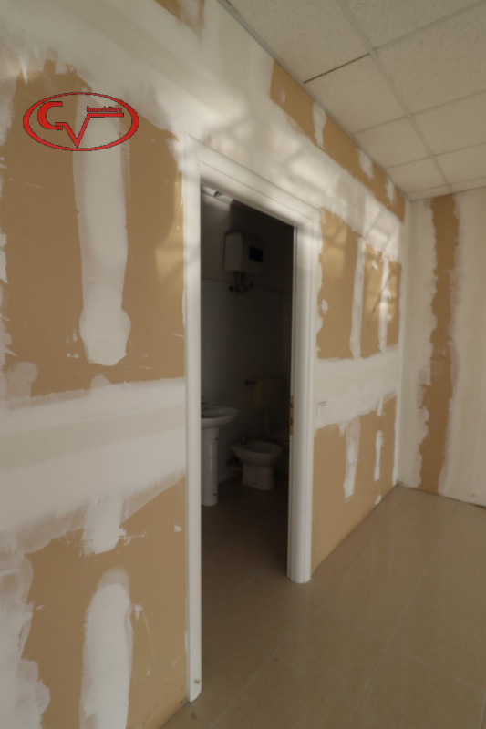 Immagine 11 di Ufficio in affitto  in gruccia a San Giovanni Valdarno