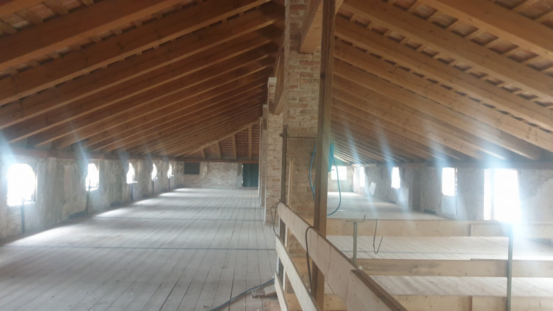 Immagine 2 di Villa in vendita  in sr 11 a Dolo