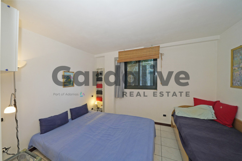 Immagine 7 di Appartamento in vendita  in Via Seselle a Manerba Del Garda