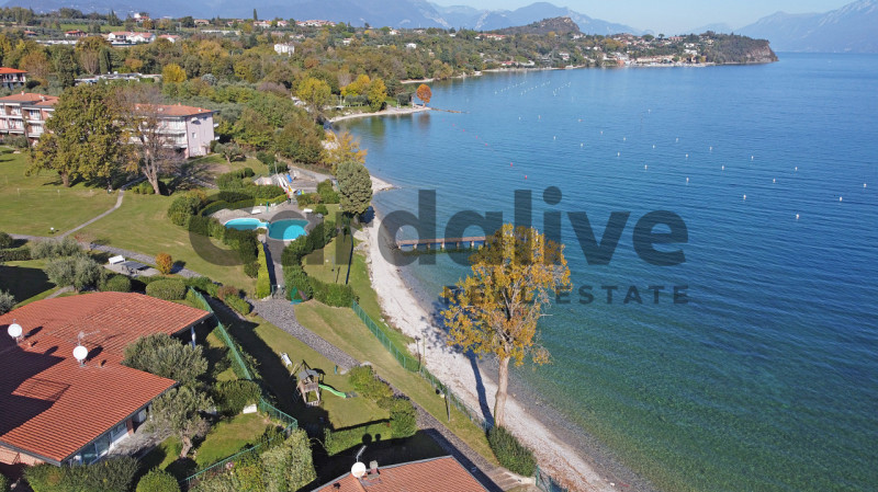 Immagine 27 di Appartamento in vendita  in Via Seselle a Manerba Del Garda