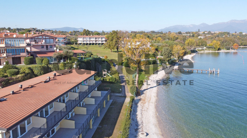 Immagine 29 di Appartamento in vendita  in Via Seselle a Manerba Del Garda