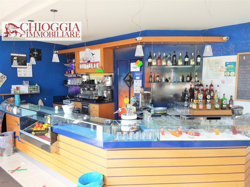 Immagine 3 di Negozio in vendita  in Via Marco Polo 69 a Chioggia