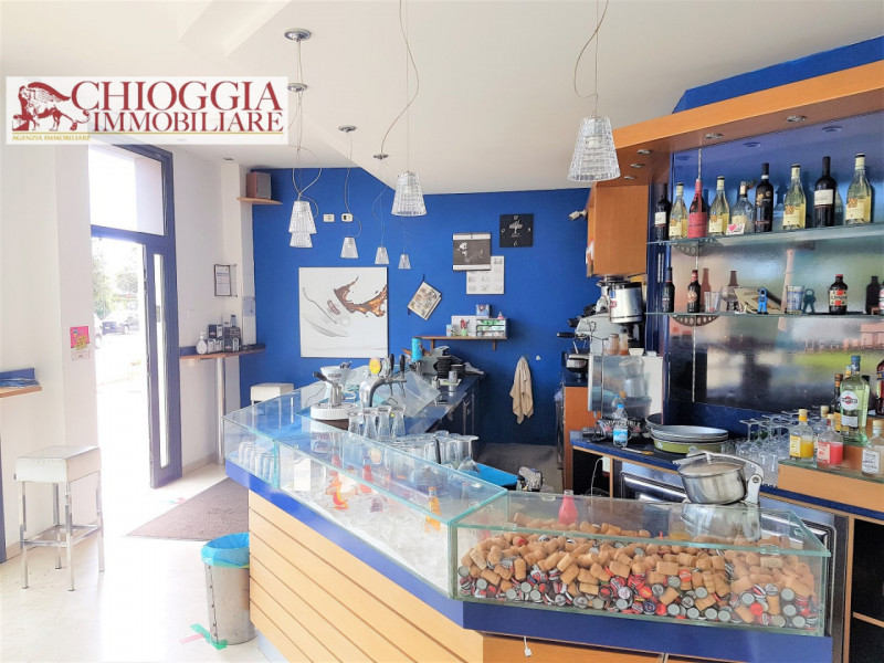 Immagine 5 di Negozio in vendita  in Via Marco Polo 69 a Chioggia