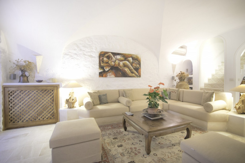 Immagine 3 di Casa indipendente in vendita  in VIA ROMANA 5 a Olbia