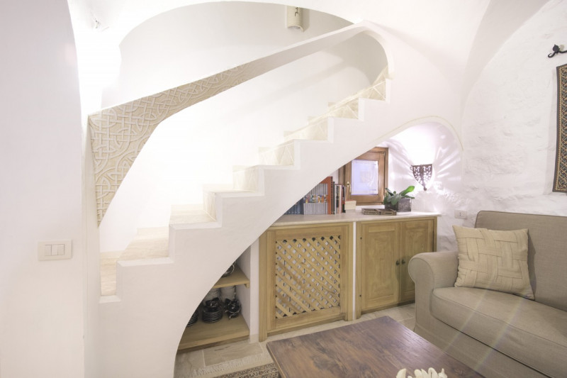 Immagine 6 di Casa indipendente in vendita  in VIA ROMANA 5 a Olbia