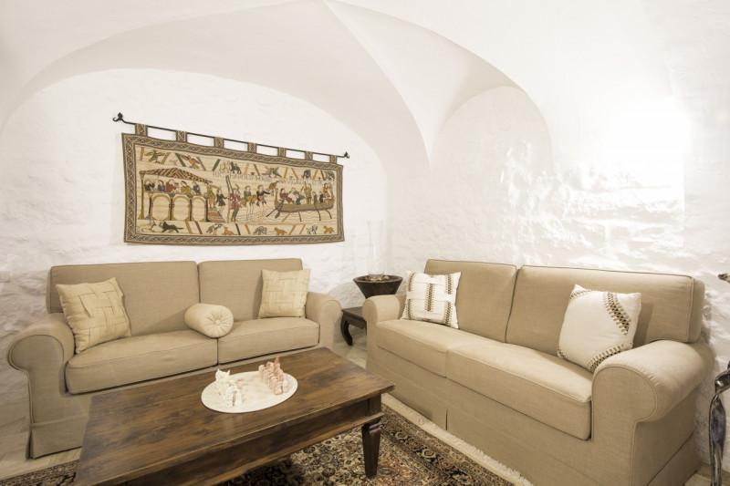 Immagine 7 di Casa indipendente in vendita  in VIA ROMANA 5 a Olbia