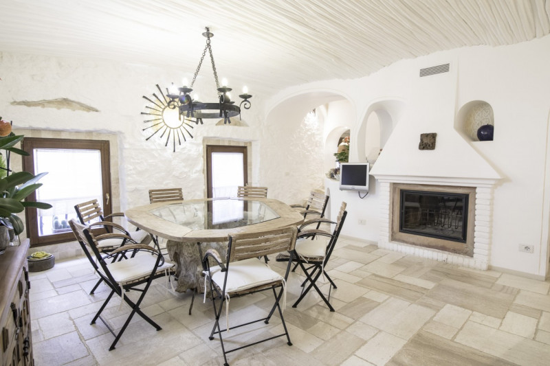 Immagine 9 di Casa indipendente in vendita  in VIA ROMANA 5 a Olbia